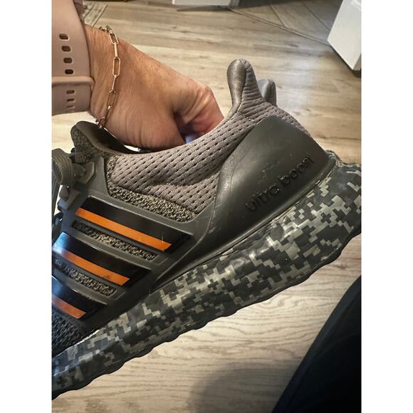 Men’s Adidas UltraBoost DNA Digital Camo - Legend Earth - Picture 8 of 10